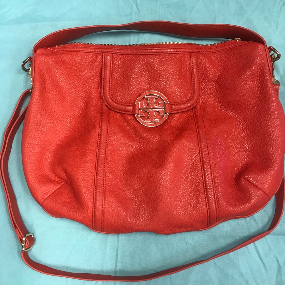 Authentic Leather Tory Burch Amanda Hobo